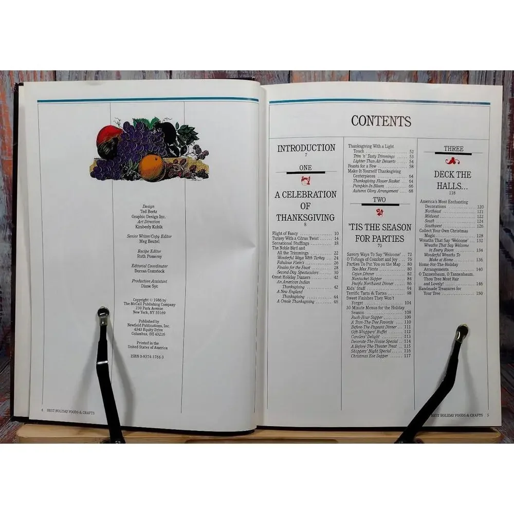 McCall's Best Holiday Foods & Crafts Cookbook‎